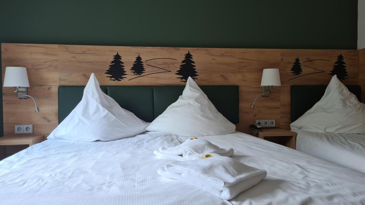 Hotel Am Wald B&B Міхендорф Екстер'єр фото